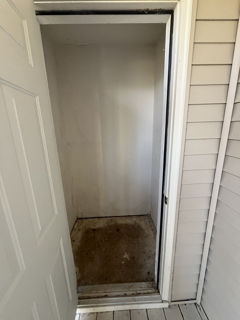 1524 W Sand Bar Court #2C, Round Lake, IL 60073