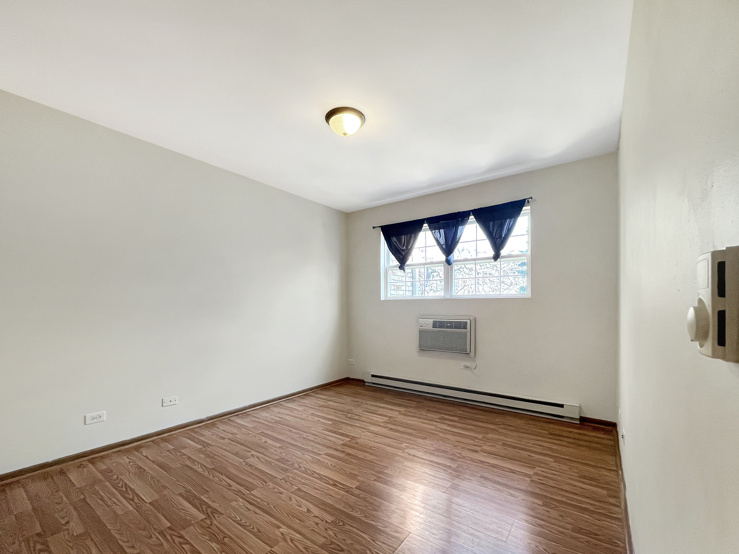 1524 W Sand Bar Court #2C, Round Lake, IL 60073