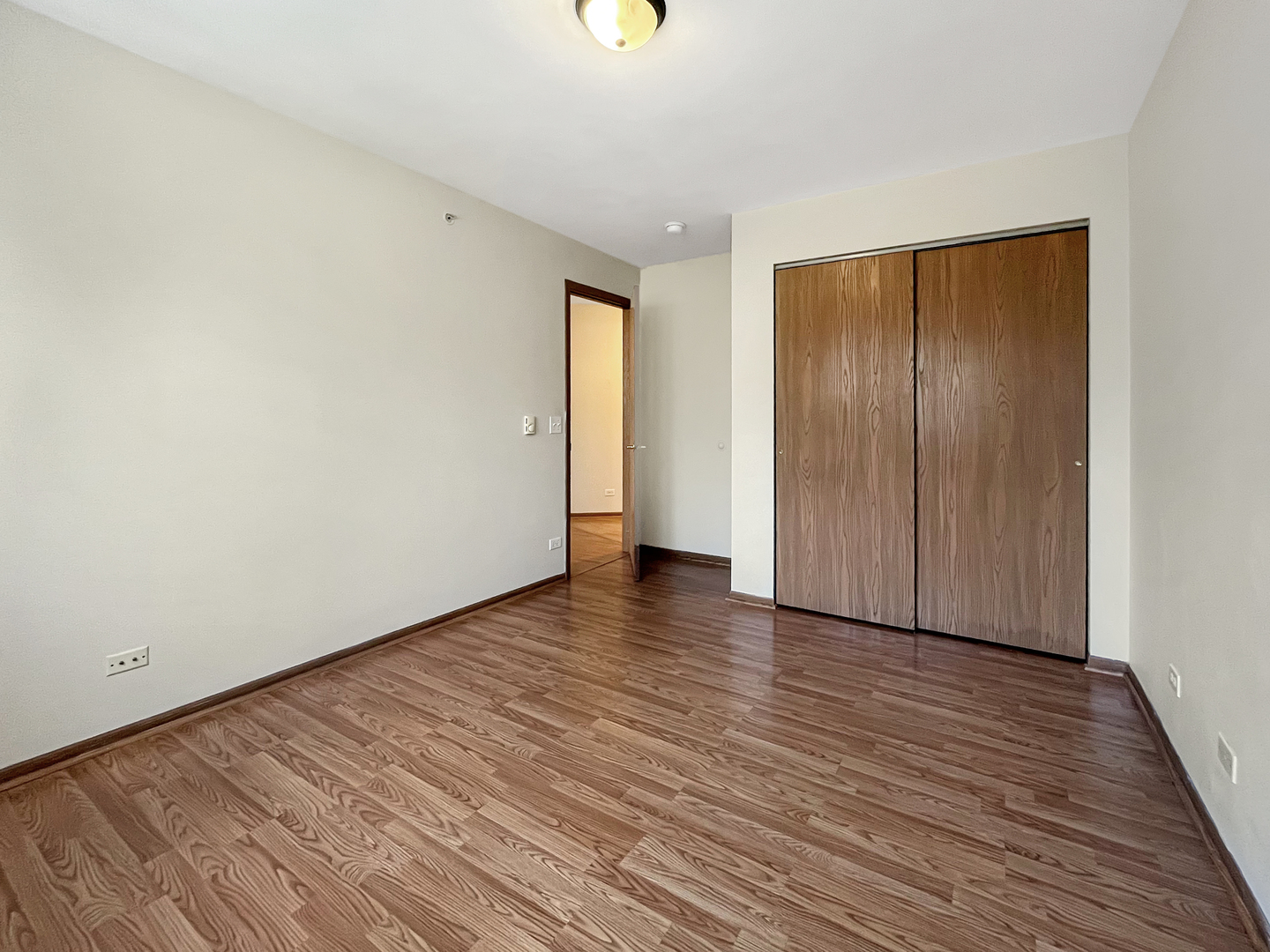 1524 W Sand Bar Court #2C, Round Lake, IL 60073