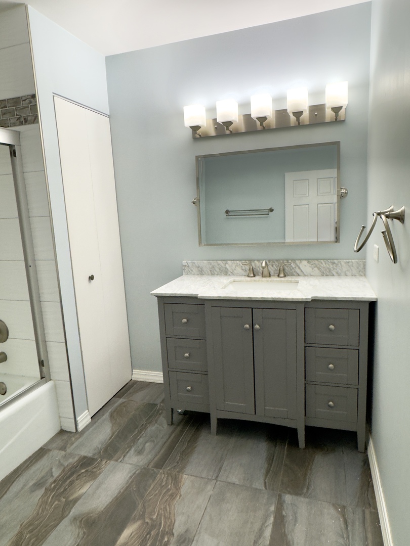 7210 S ADAMS Street #D, Willowbrook, IL 60527