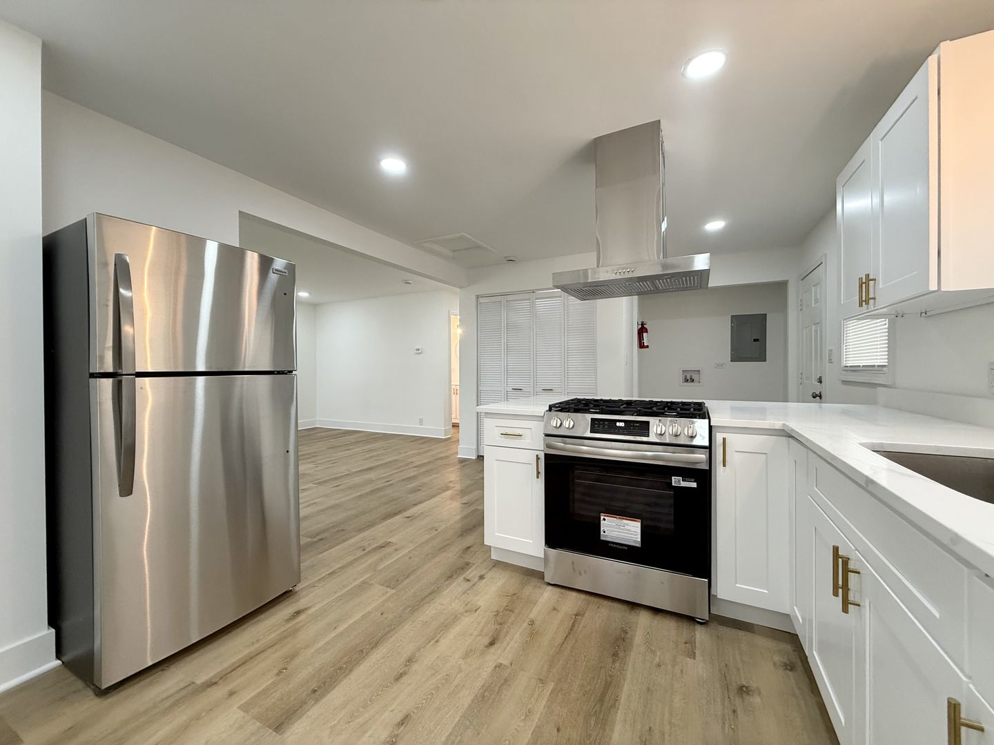 14916 Langley Avenue, Dolton, IL 60419