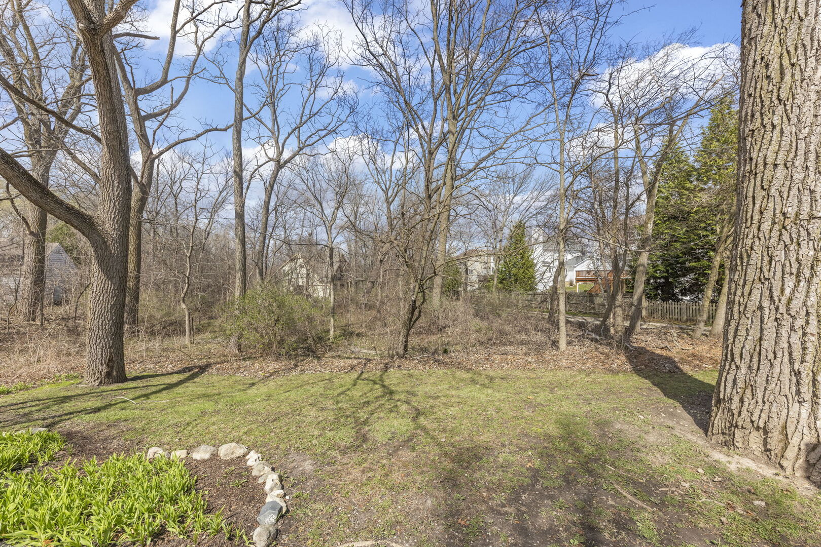 1205 E Bonner Road, Wauconda, IL 60084