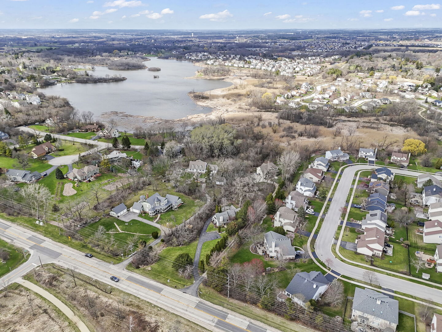 1205 E Bonner Road, Wauconda, IL 60084