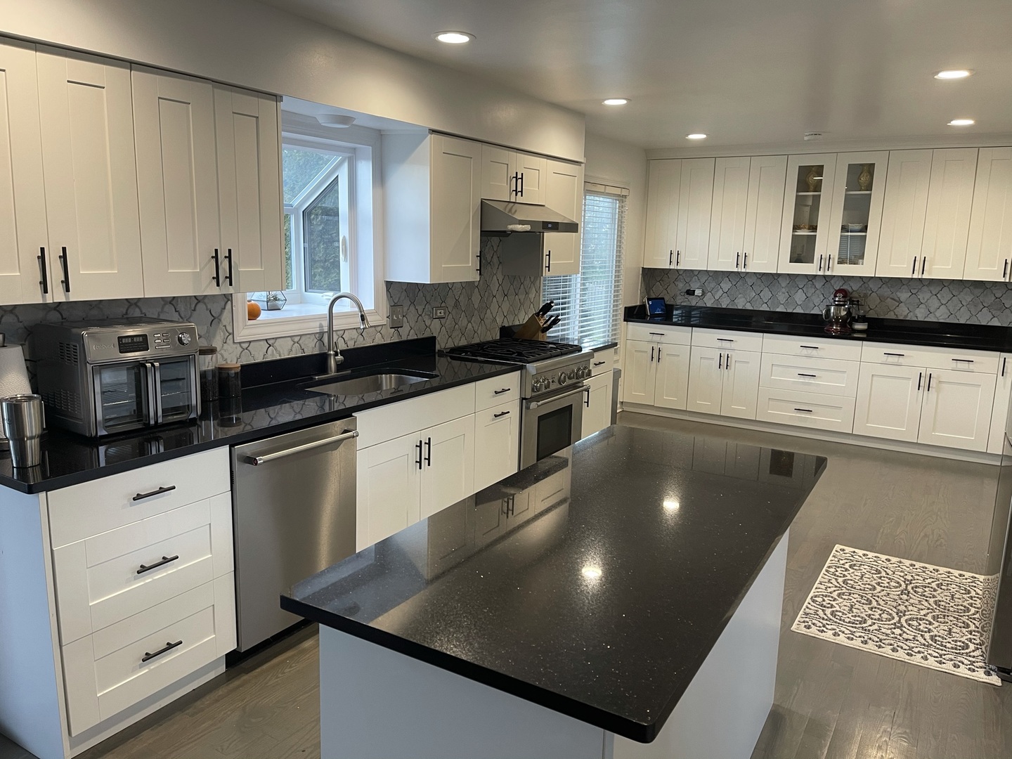 4852 Snapjack Circle, Naperville, IL 60564