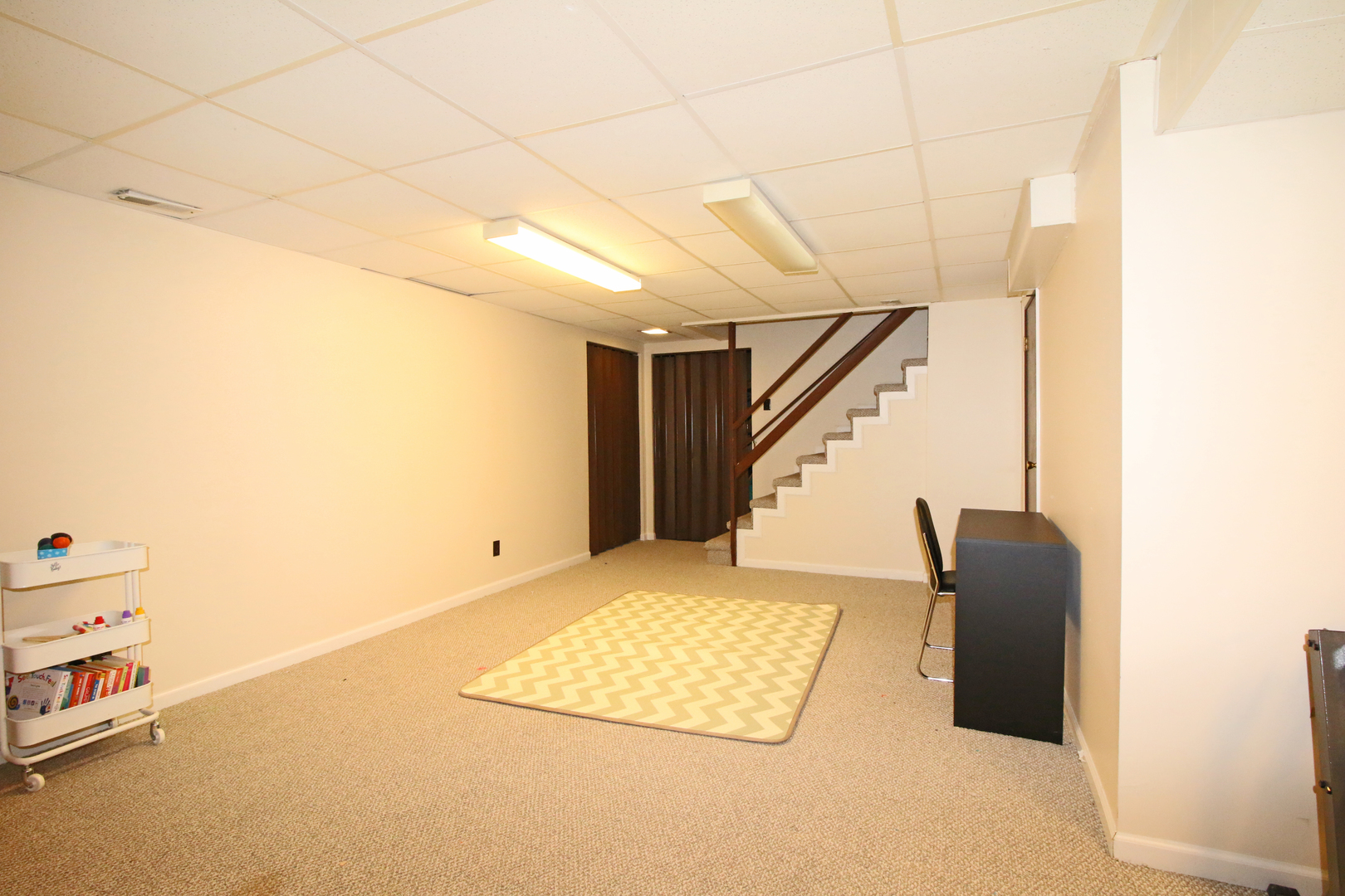 1017 Mayfair Drive, Libertyville, IL 60048