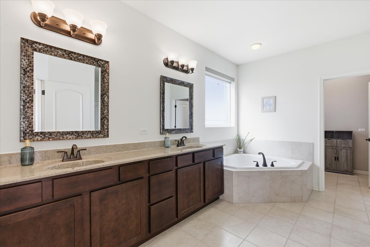 1457 Spalding Avenue, Elburn, IL 60119