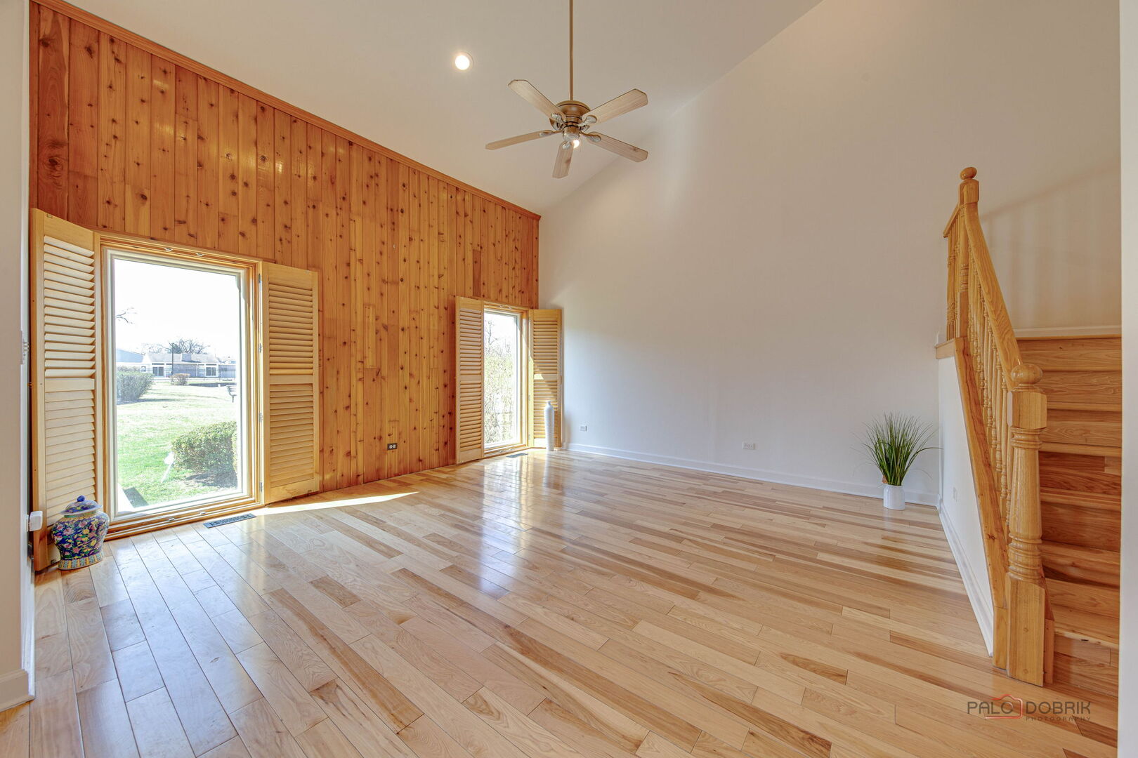 456 Harmony Drive, Wheeling, IL 60090