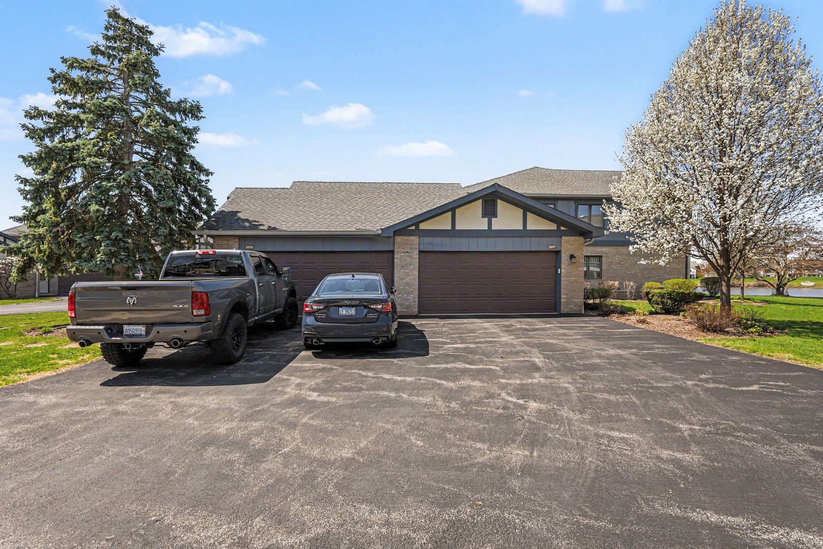 2655 Harbor Drive #2655, Joliet, IL 60431