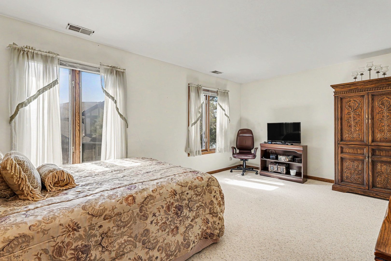 2655 Harbor Drive #2655, Joliet, IL 60431