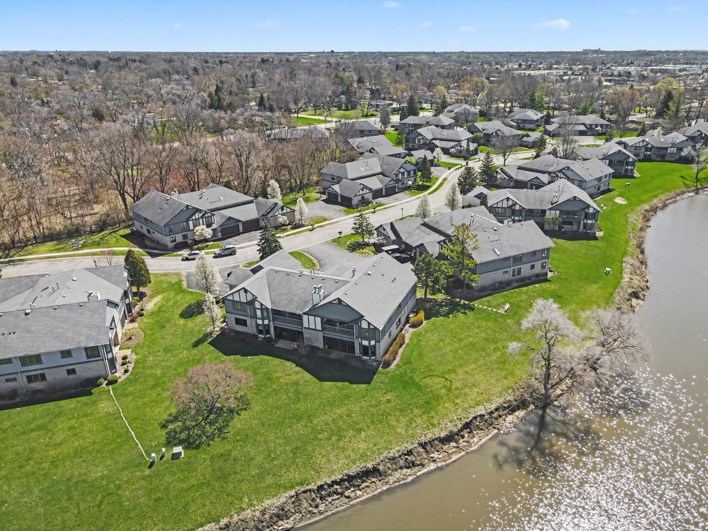 2655 Harbor Drive #2655, Joliet, IL 60431