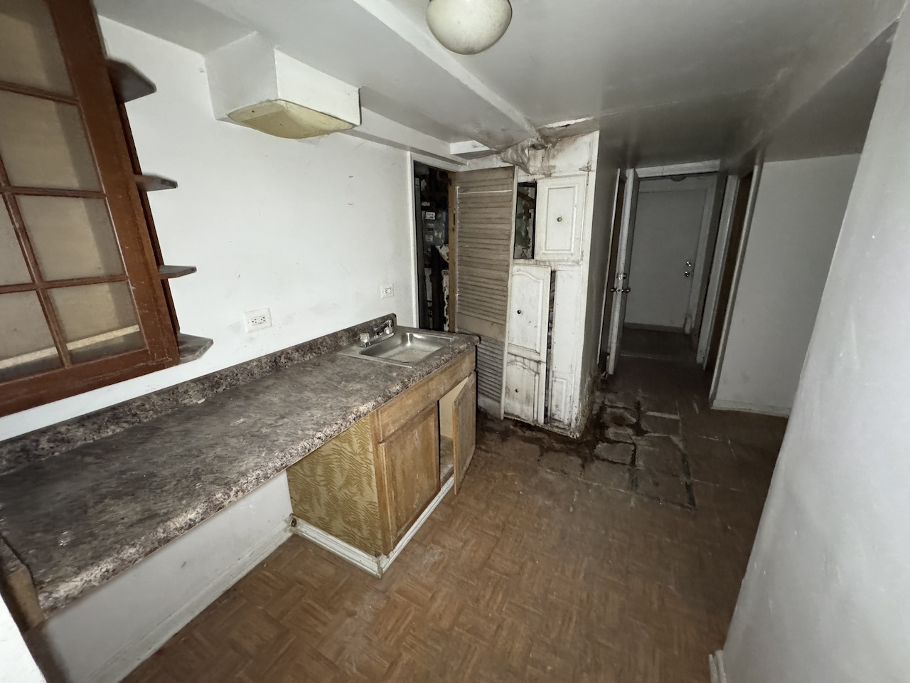 940 N Hamlin Avenue, Chicago, IL 60651