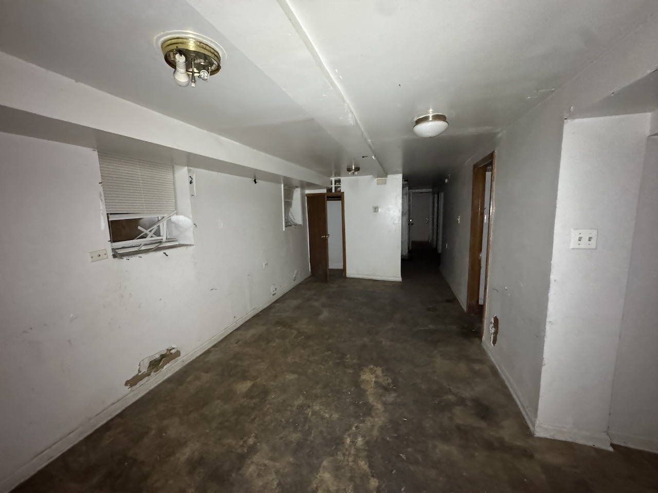 940 N Hamlin Avenue, Chicago, IL 60651