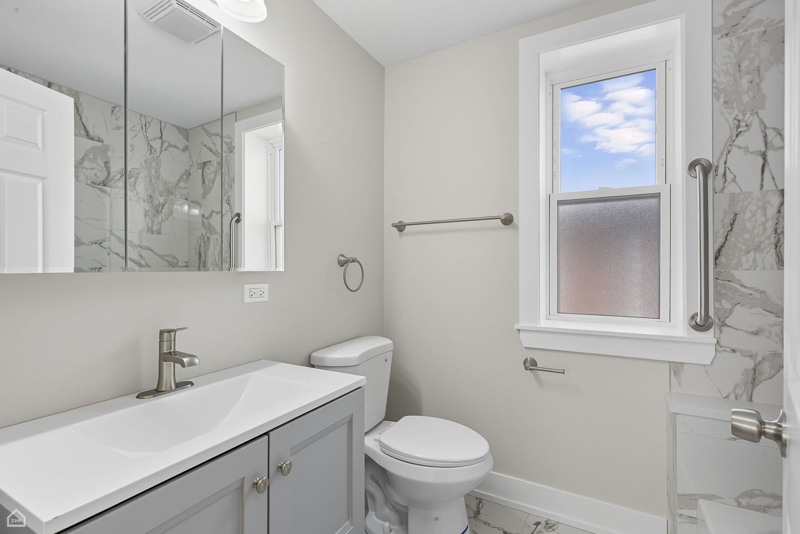 9845 S Hoyne Avenue, Chicago, IL 60643