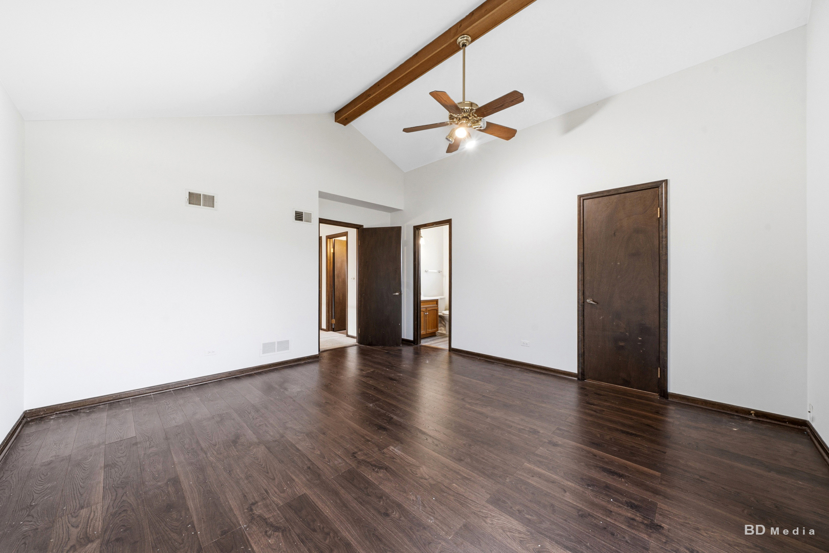 201 N River Road, Naperville, IL 60540