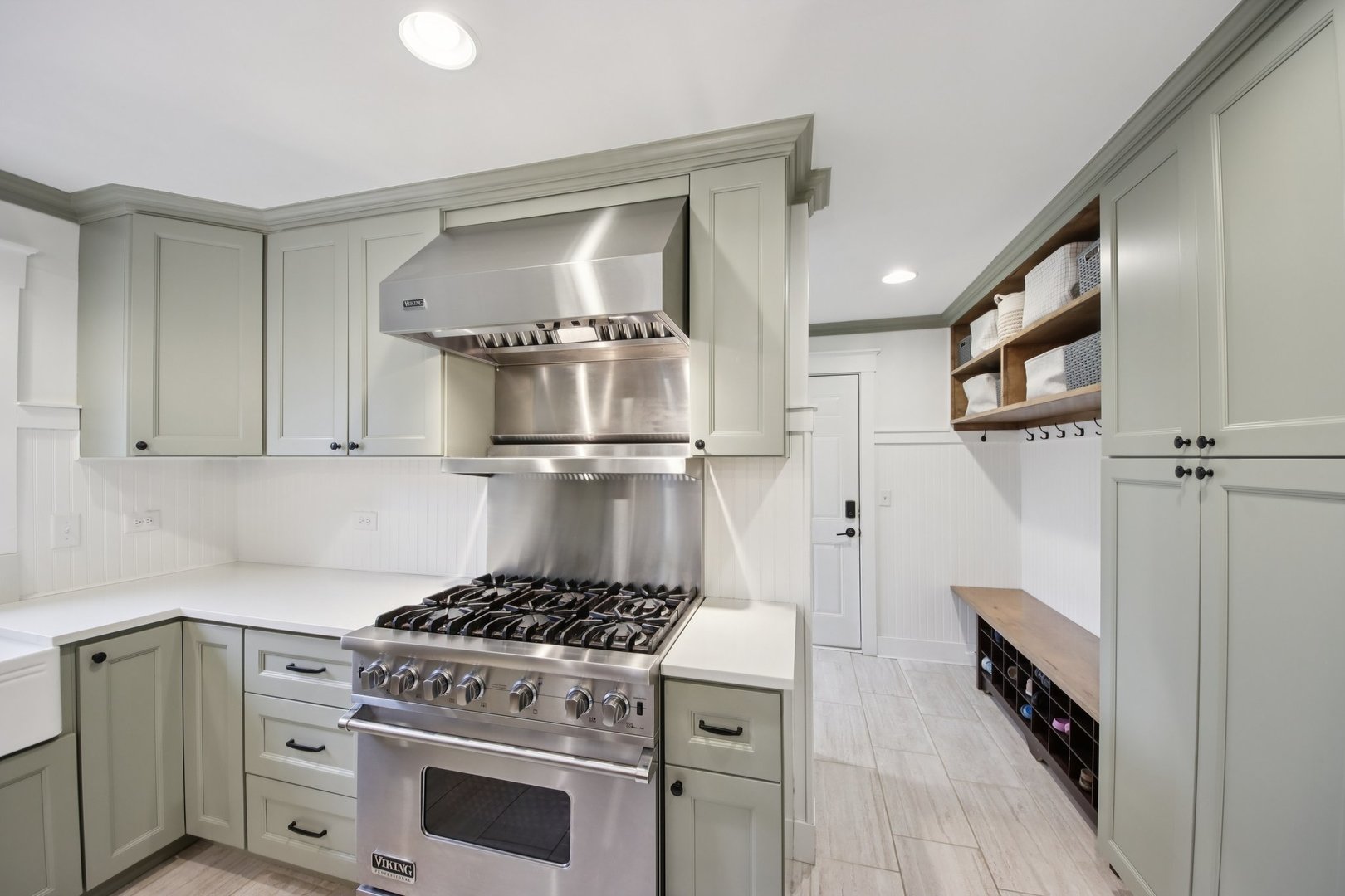 3720 Great Hill Road, Crystal Lake, IL 60012