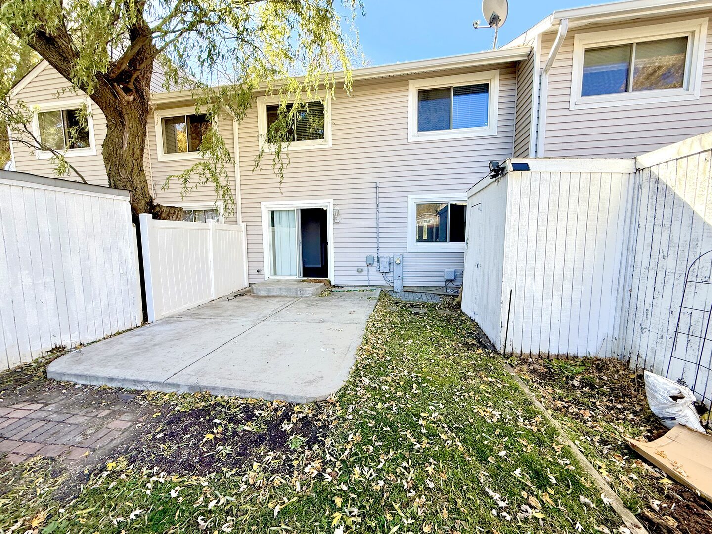 747 Cove Court, Bartlett, IL 60103