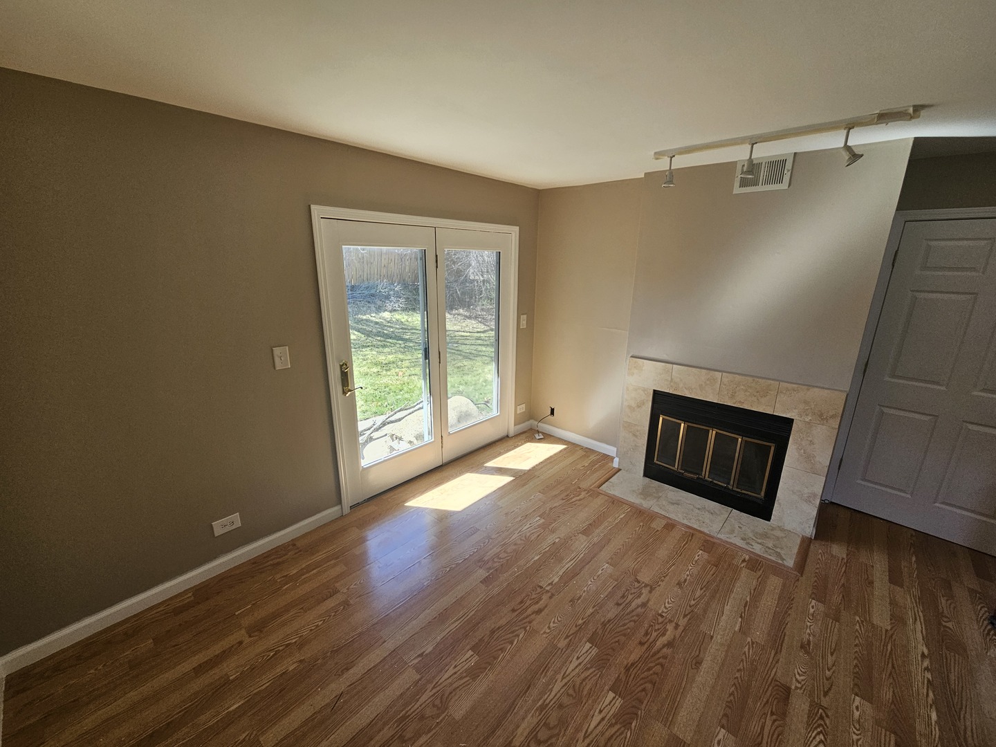 687 Rosner Drive #687, Roselle, IL 60172