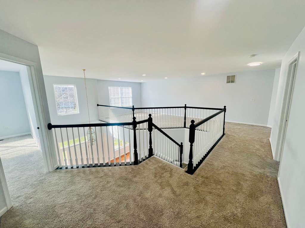 5 Player Court, Bolingbrook, IL 60490