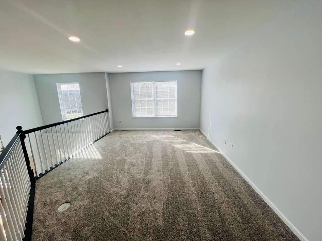 5 Player Court, Bolingbrook, IL 60490