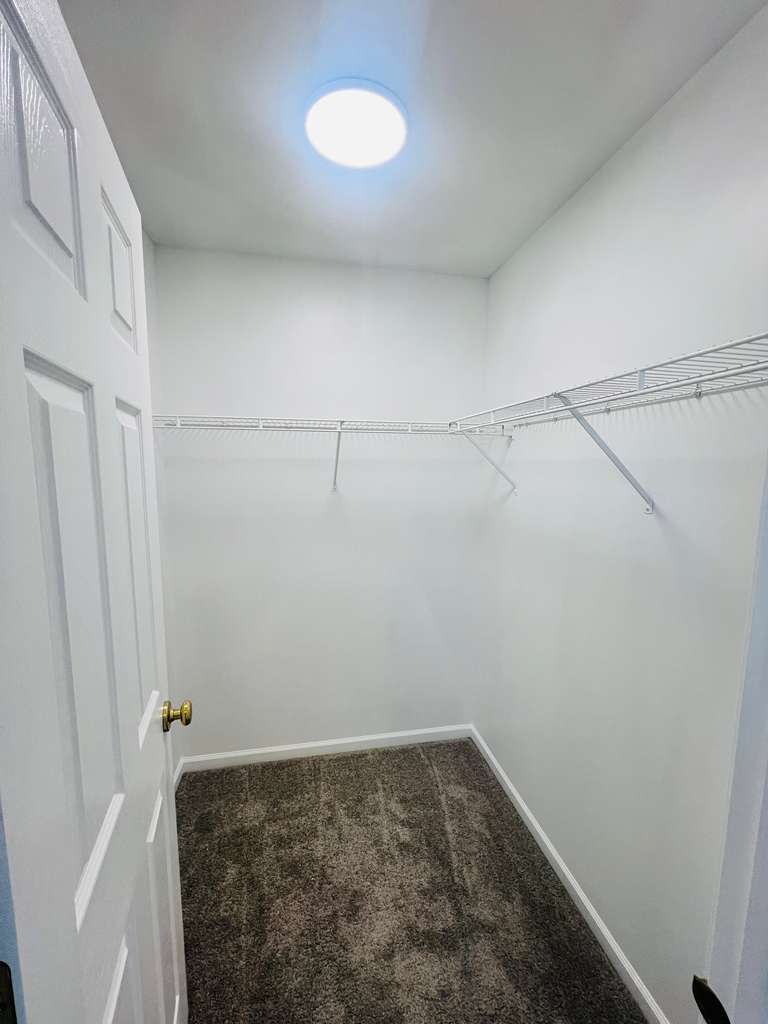 5 Player Court, Bolingbrook, IL 60490