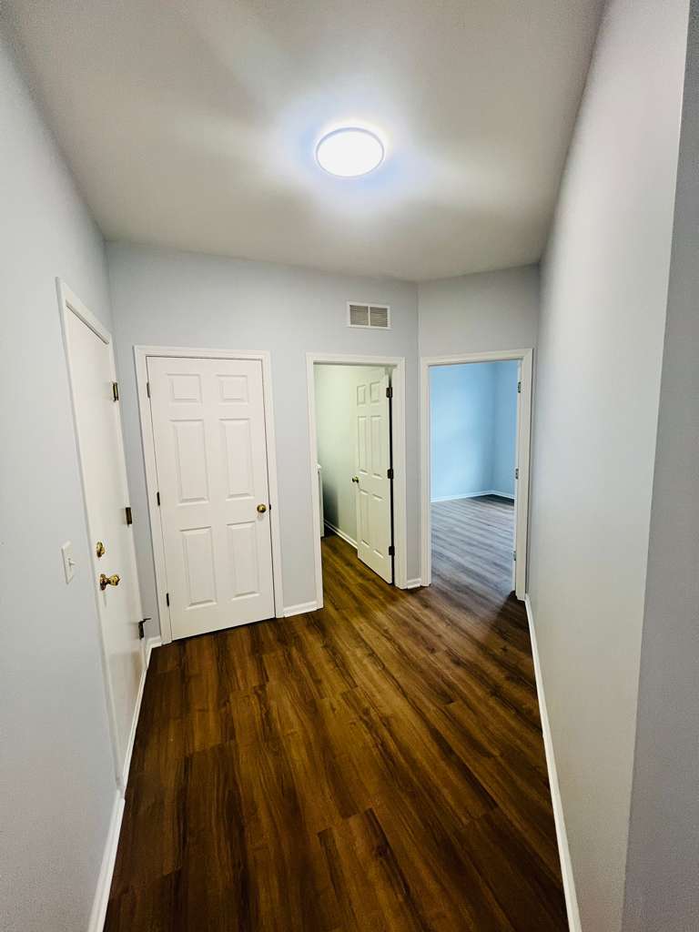 5 Player Court, Bolingbrook, IL 60490