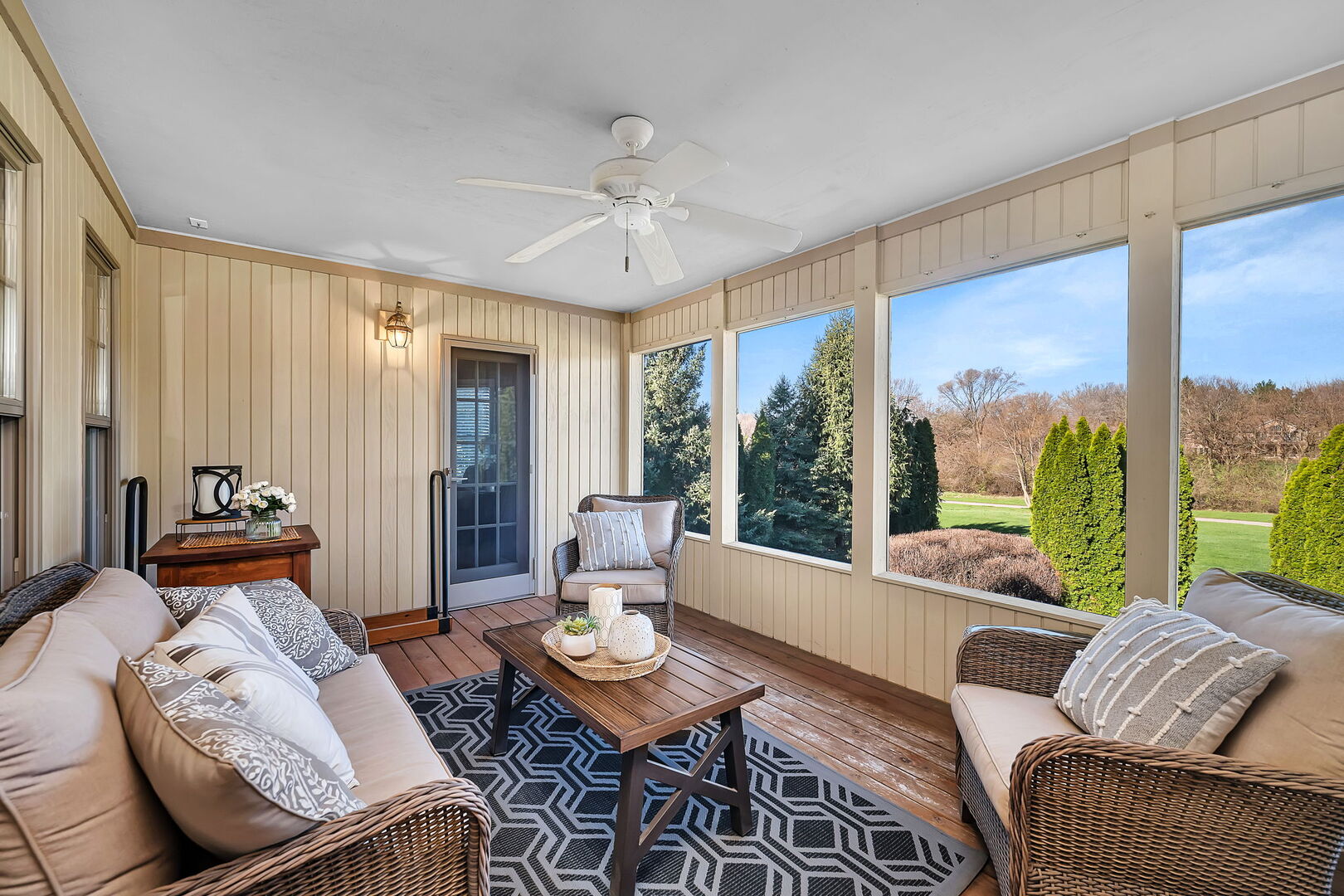 24652 Coachford Court, Shorewood, IL 60404