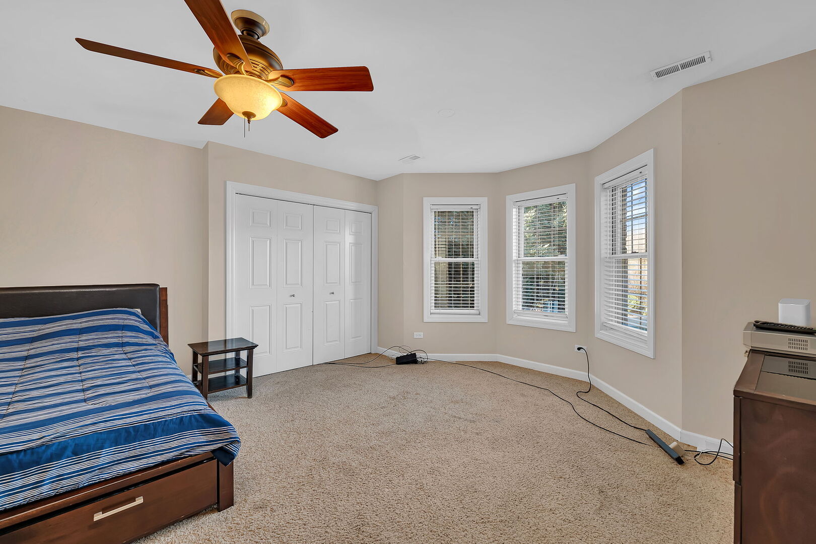 24652 Coachford Court, Shorewood, IL 60404