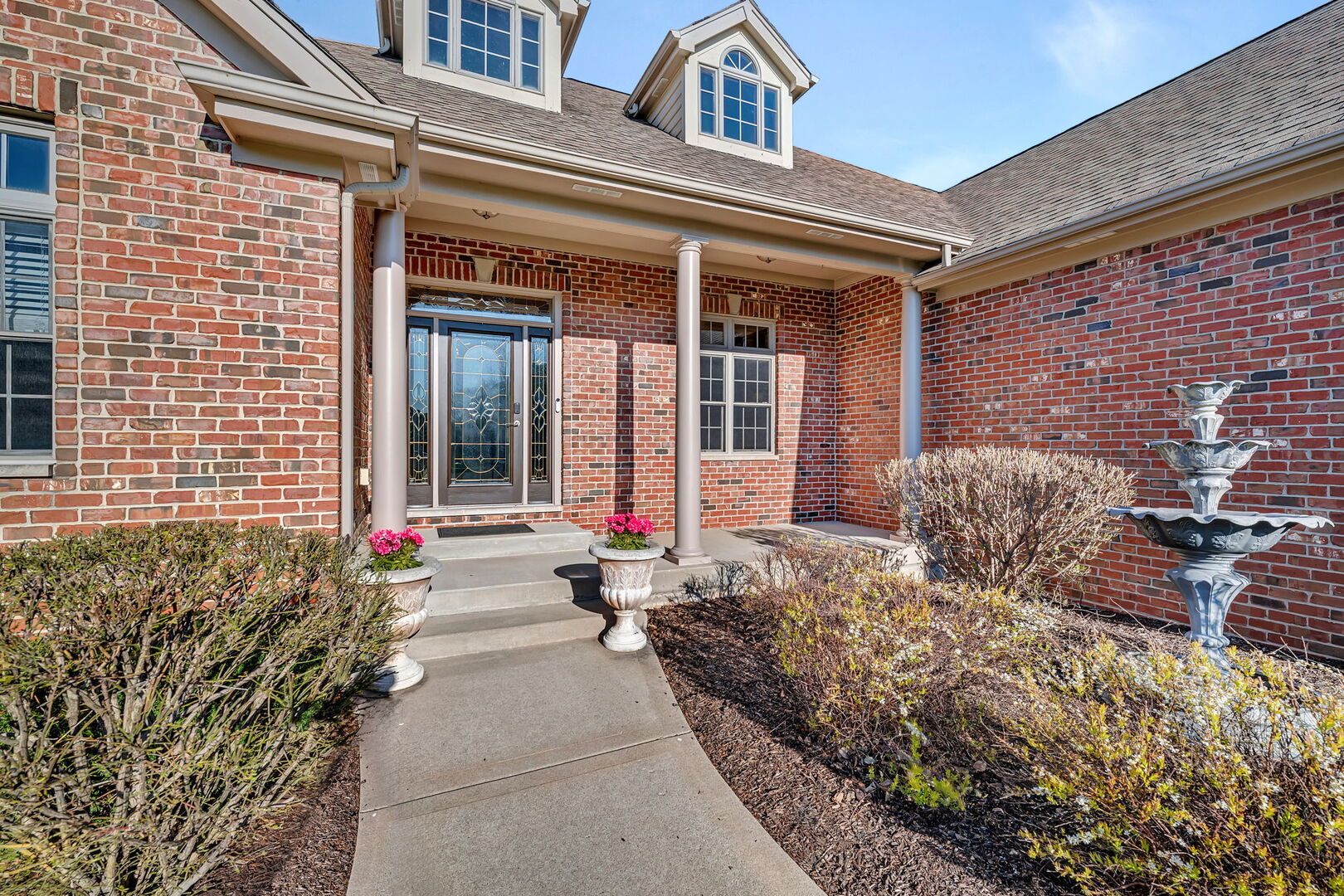 24652 Coachford Court, Shorewood, IL 60404