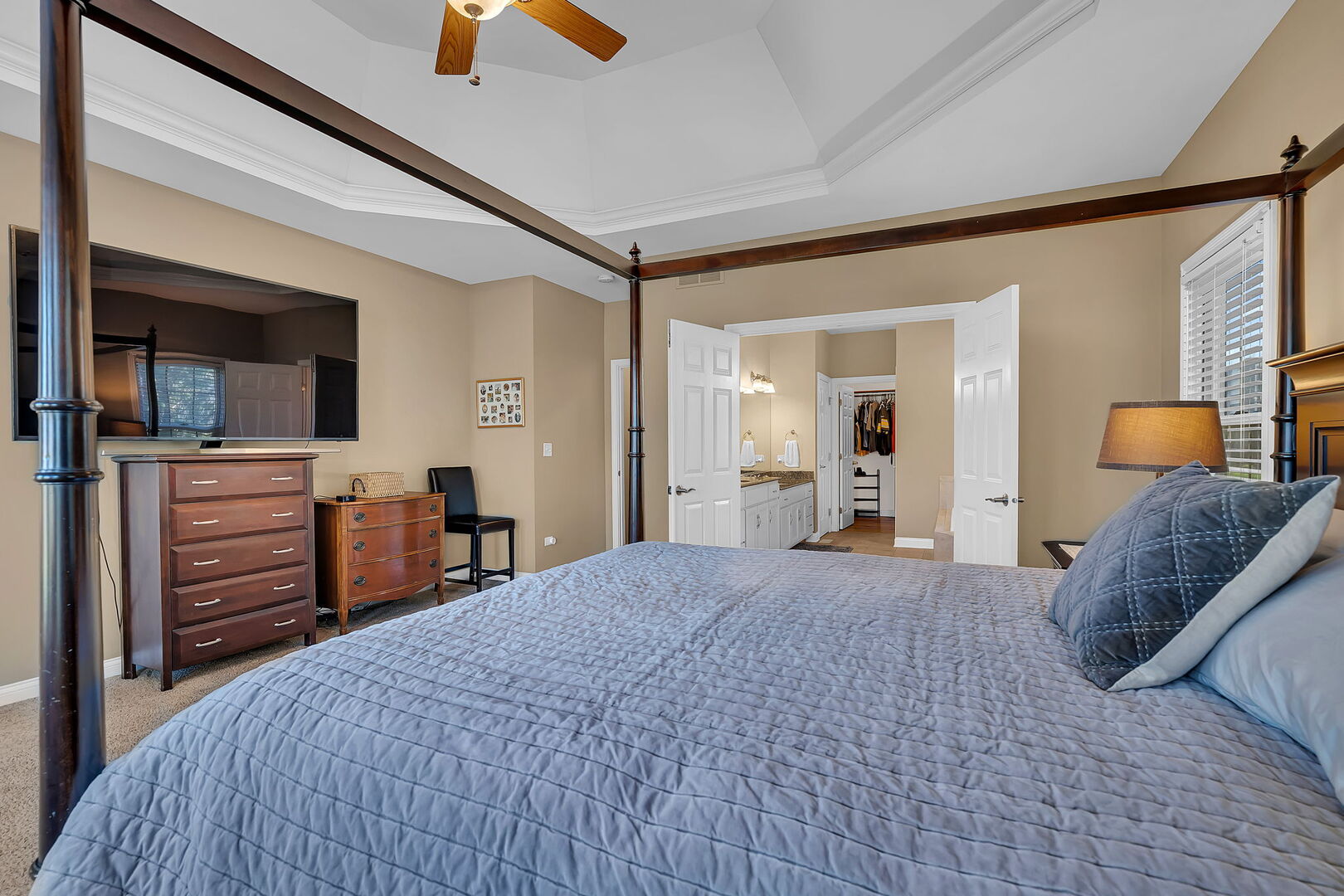 24652 Coachford Court, Shorewood, IL 60404