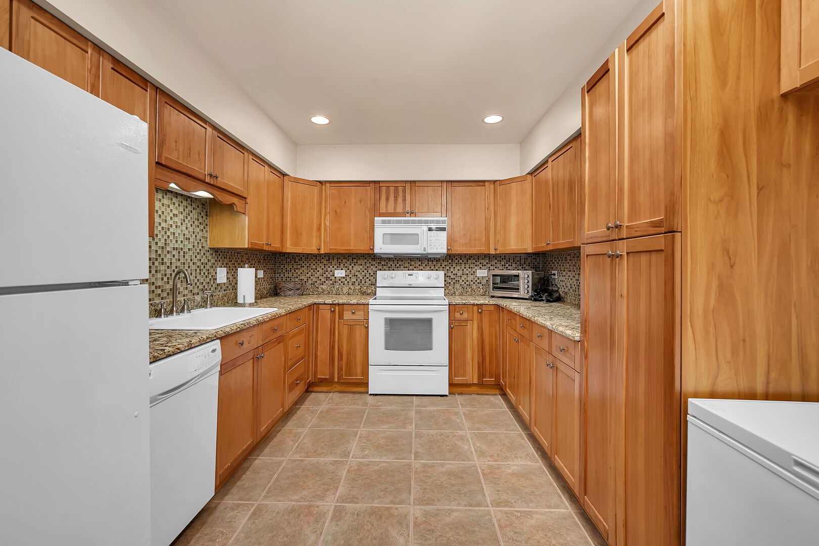 24652 Coachford Court, Shorewood, IL 60404