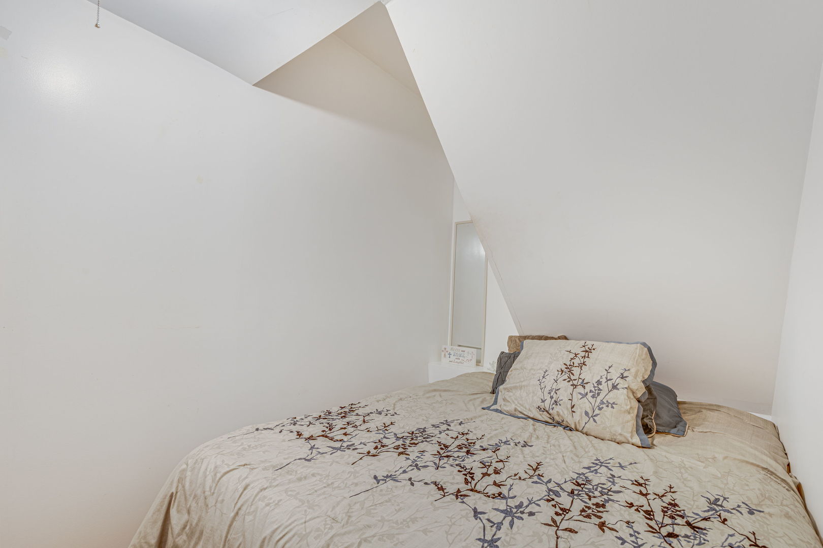 931 Brummel Street #103, Evanston, IL 60202