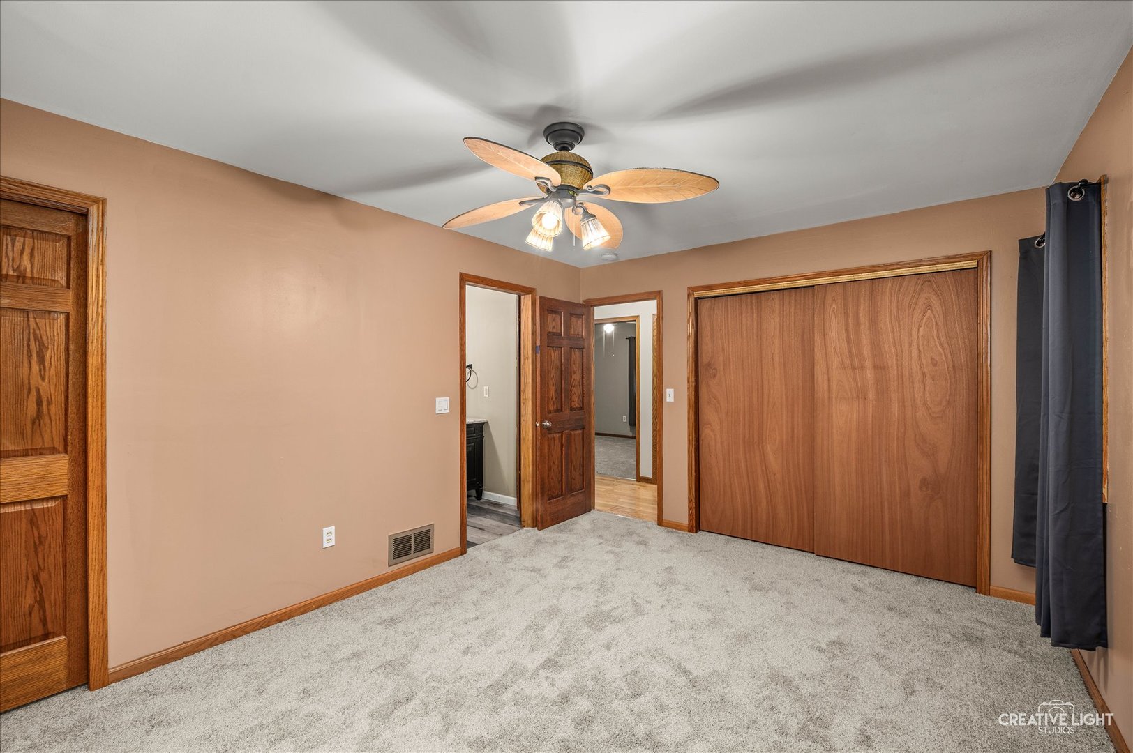 1652 Hilda Drive, Lake Holiday, IL 60548