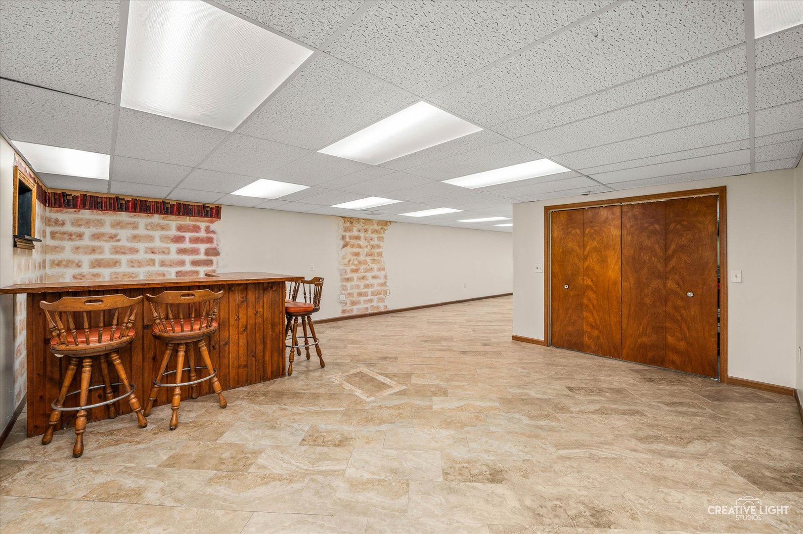 1652 Hilda Drive, Lake Holiday, IL 60548