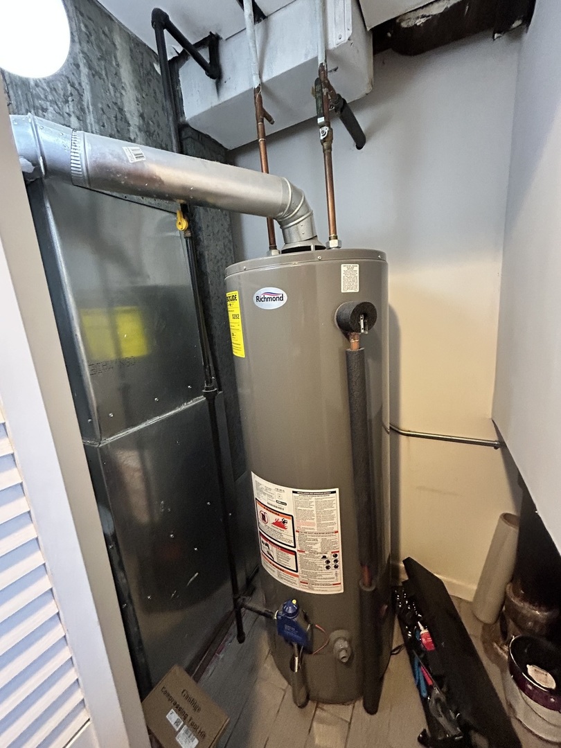 11825 S Bishop Street, Chicago, IL 60643