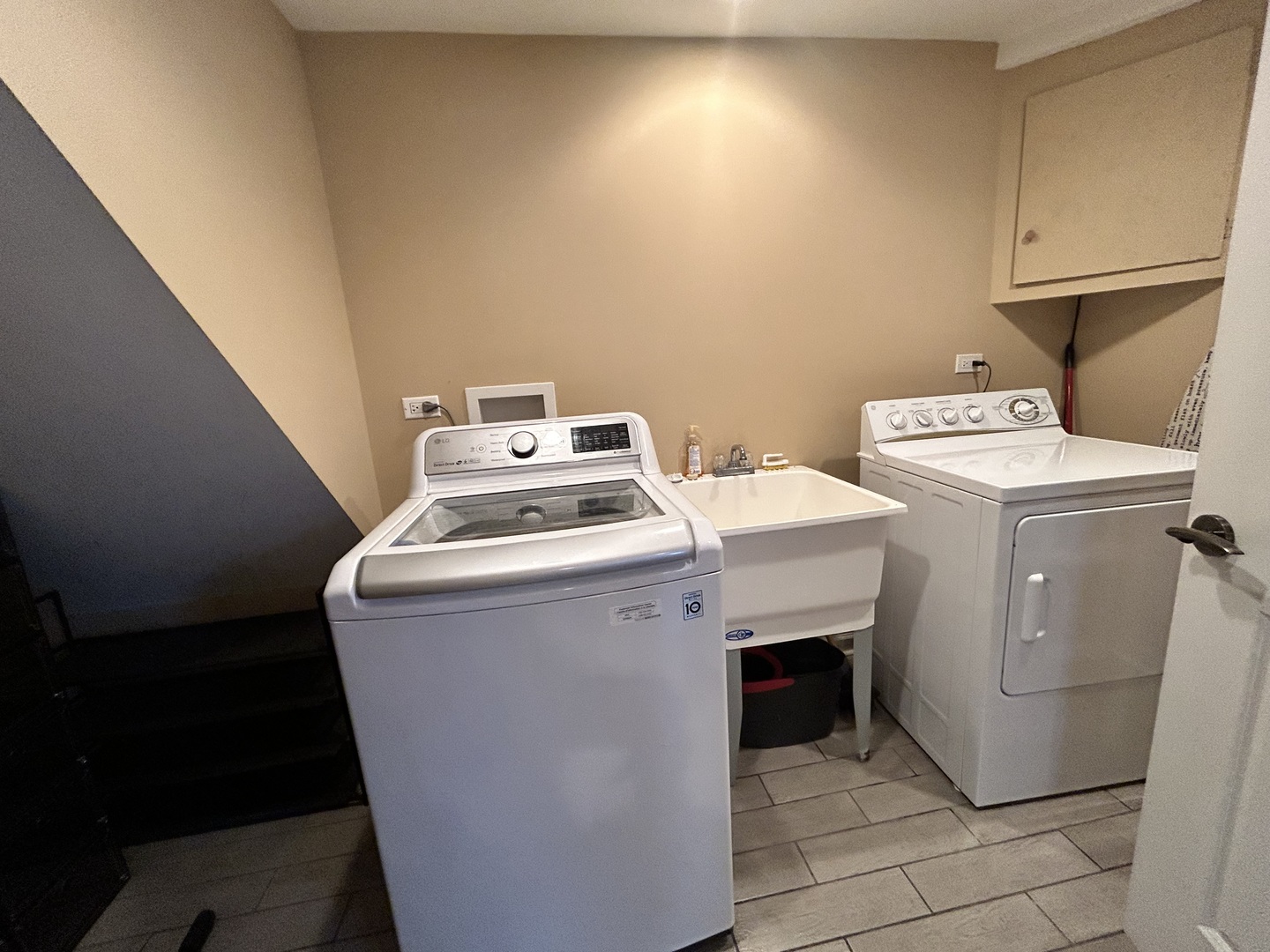 11825 S Bishop Street, Chicago, IL 60643