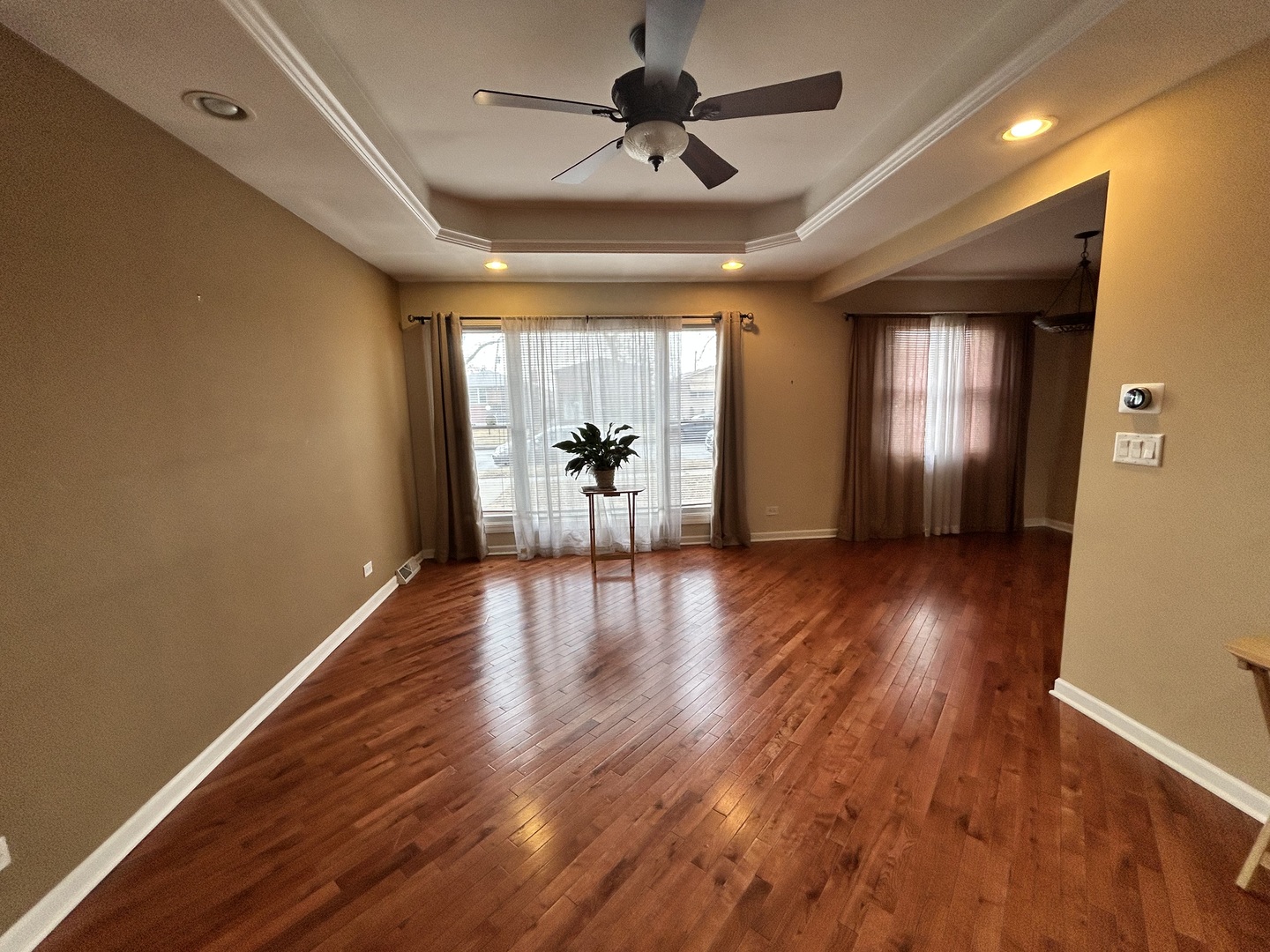 11825 S Bishop Street, Chicago, IL 60643