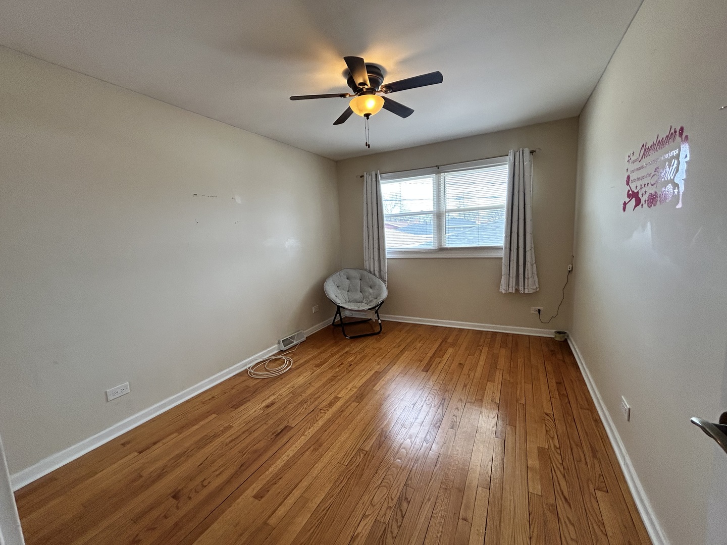 11825 S Bishop Street, Chicago, IL 60643