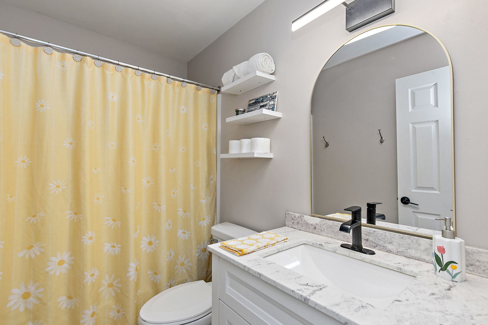 2611 Stanton Circle, Lake In The Hills, IL 60156