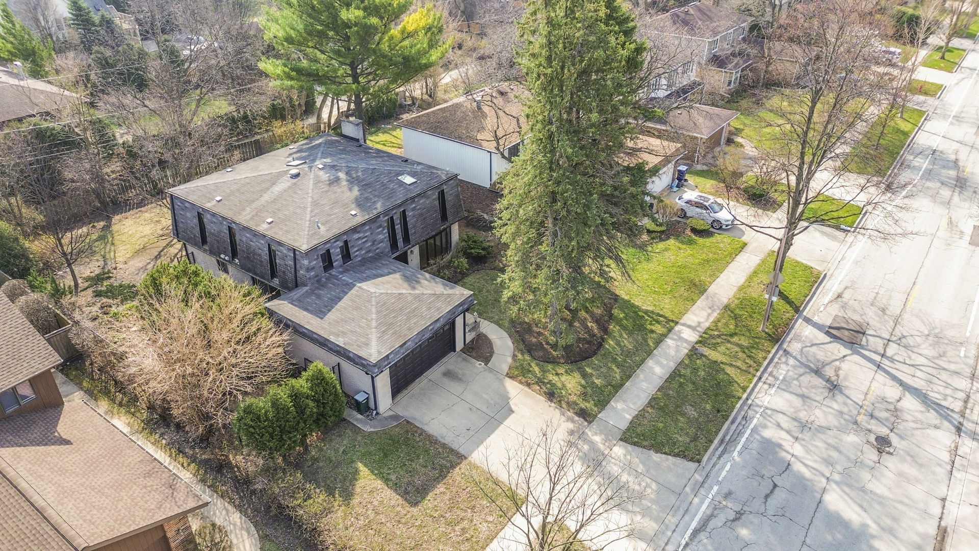 560 HUNTER Road, Wilmette, IL 60091