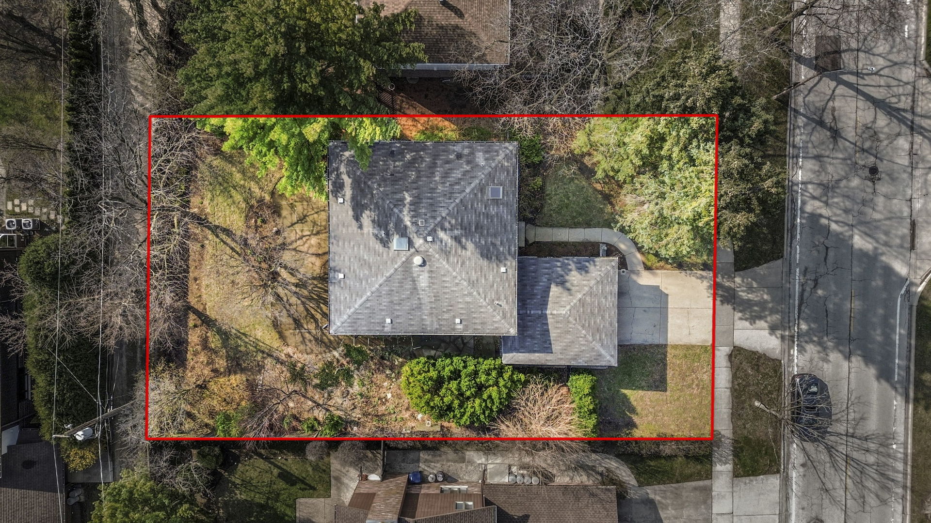 560 HUNTER Road, Wilmette, IL 60091