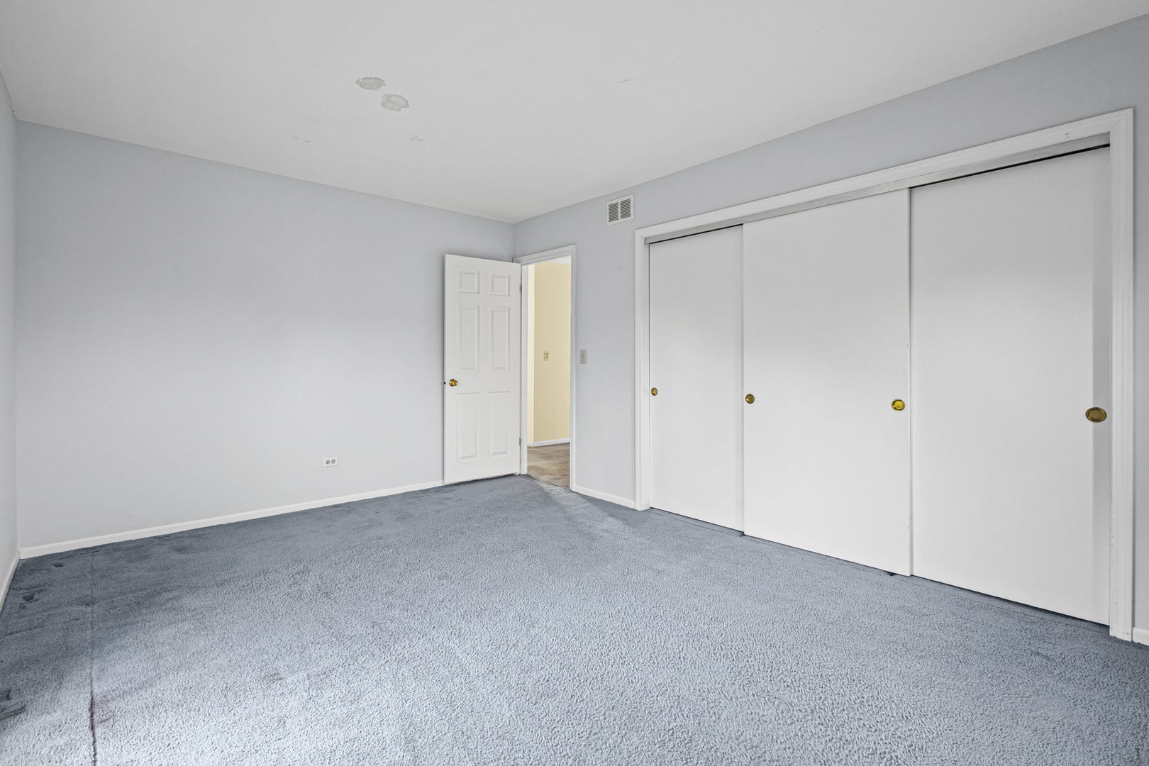 560 HUNTER Road, Wilmette, IL 60091