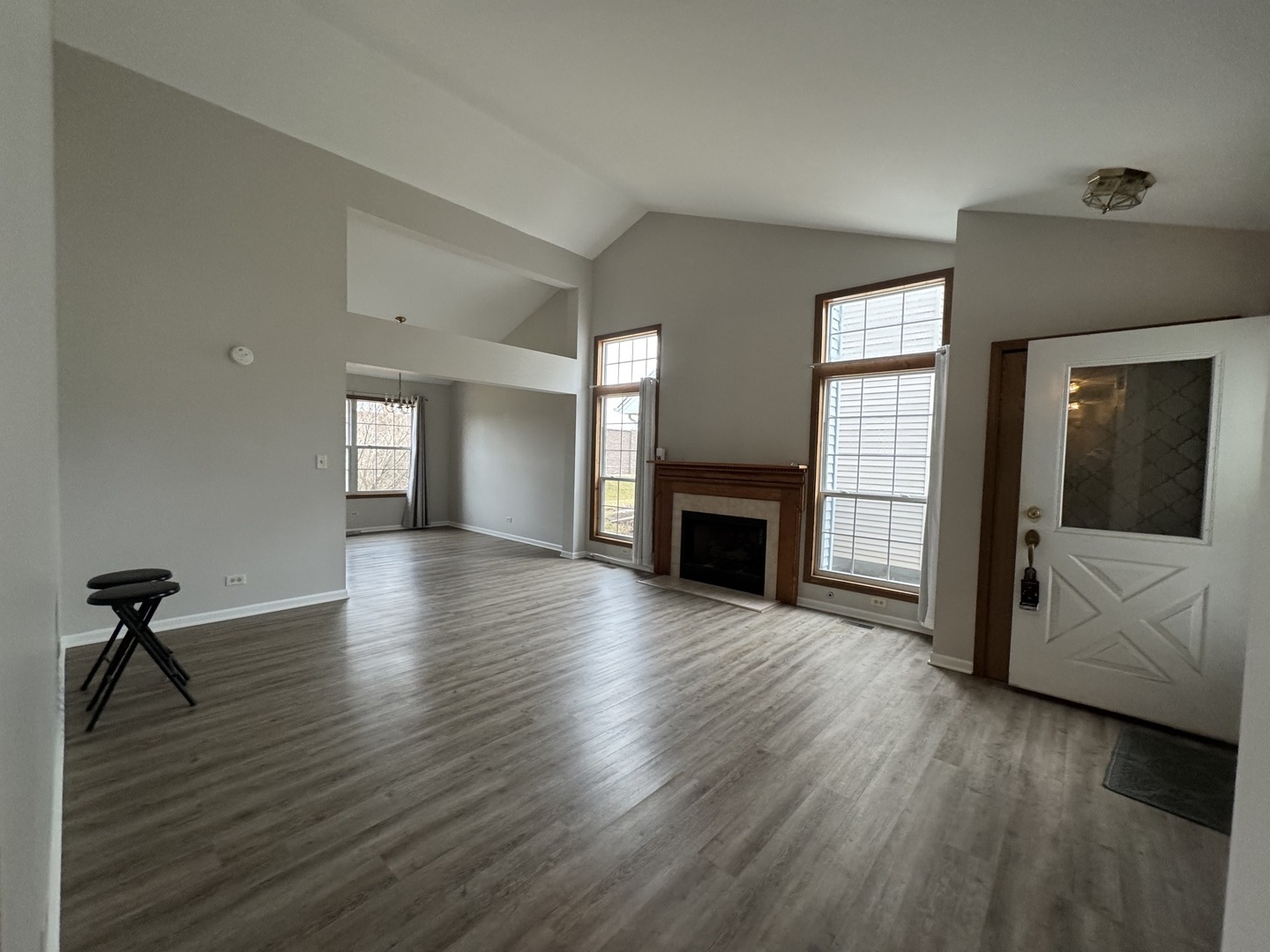 429 Prairieview Drive, Oswego, IL 60543