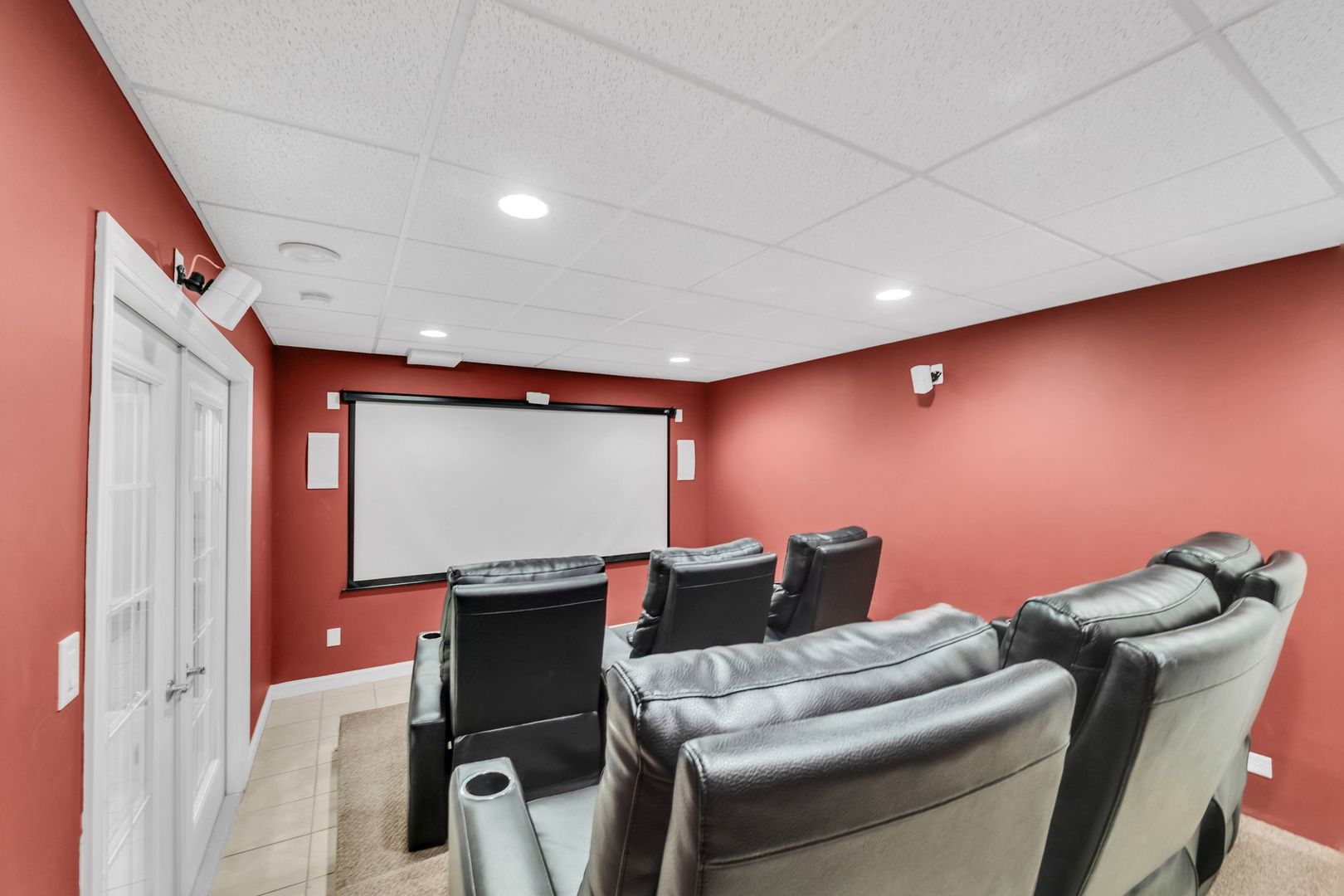 3111 Landore Drive, Naperville, IL 60564