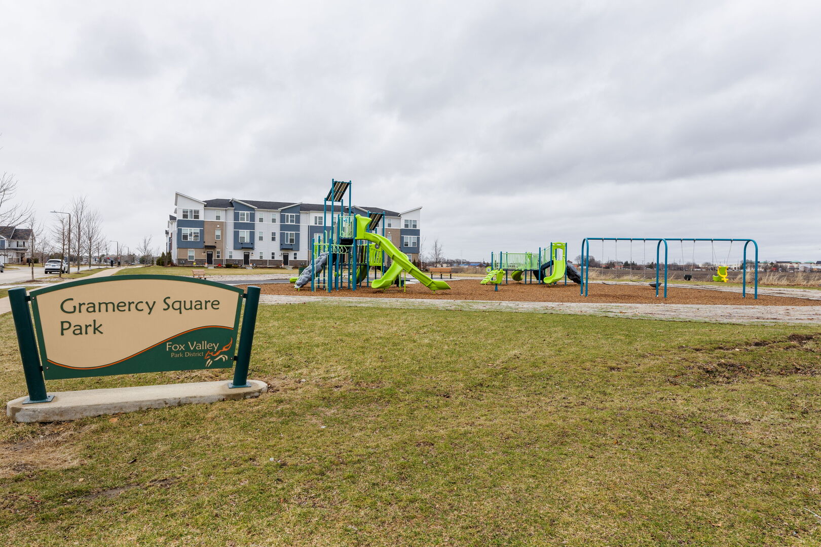 4196 Irving Road, Aurora, IL 60504