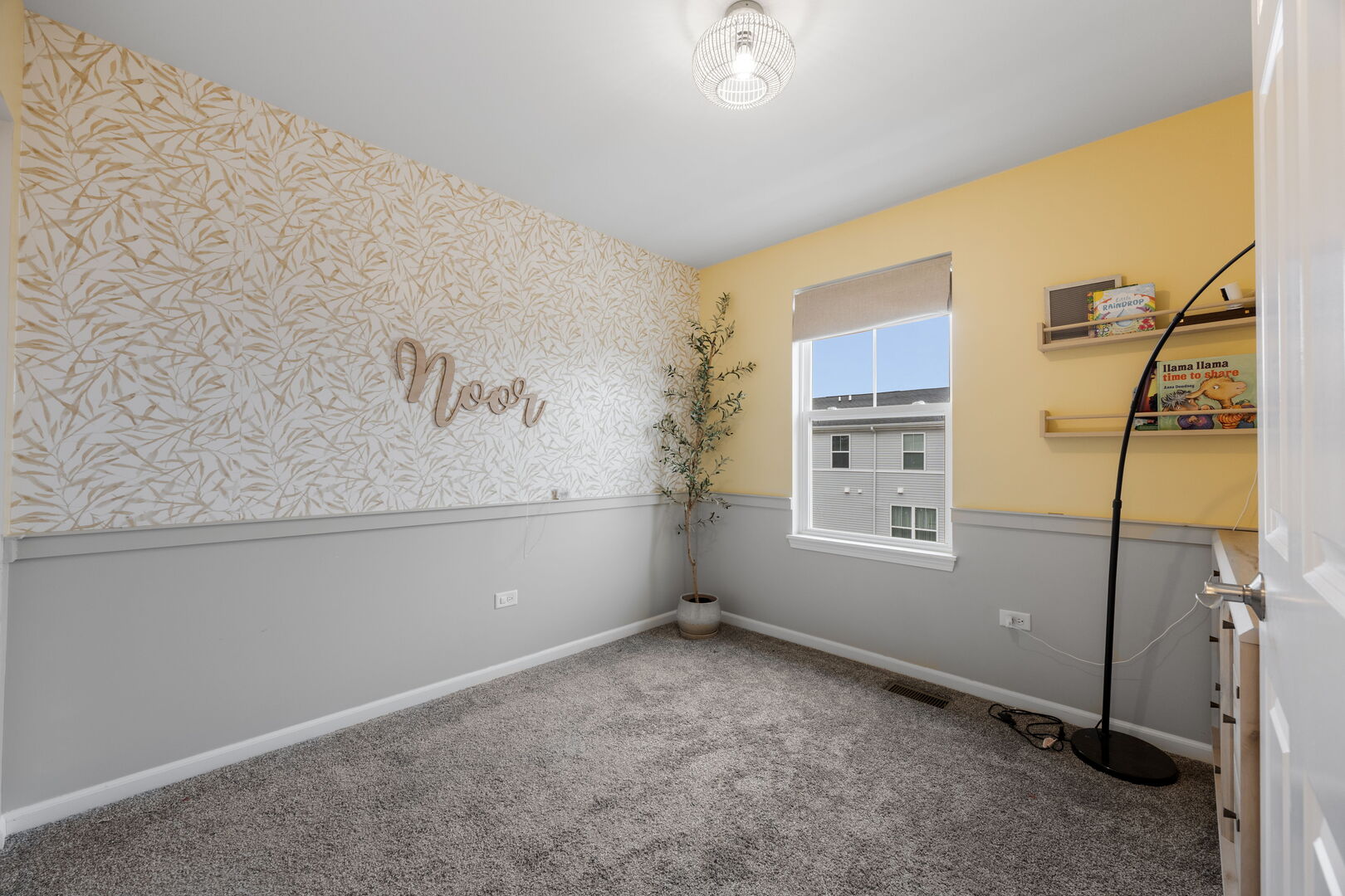 4196 Irving Road, Aurora, IL 60504