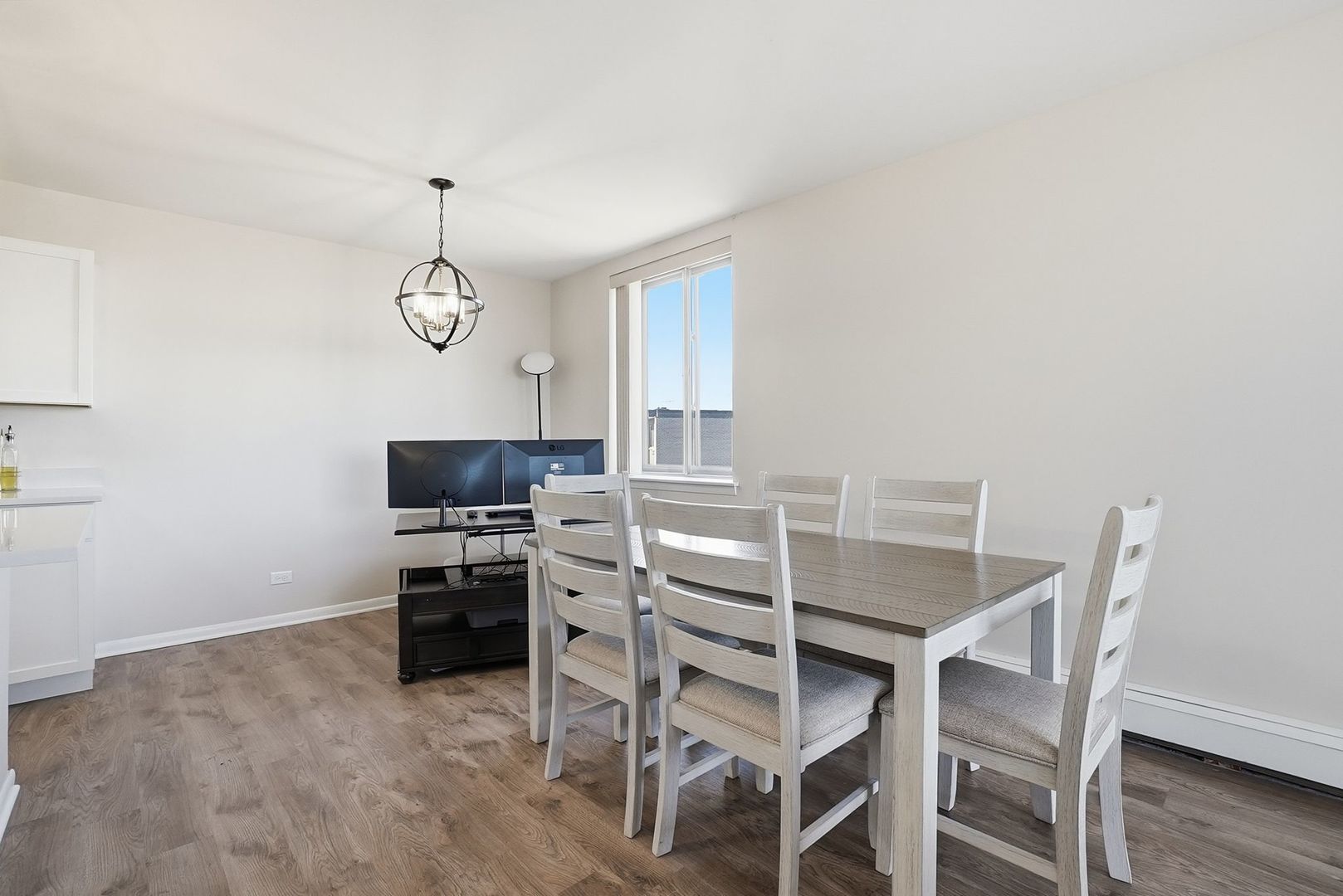 9740 S Pulaski Road #605, Oak Lawn, IL 60453