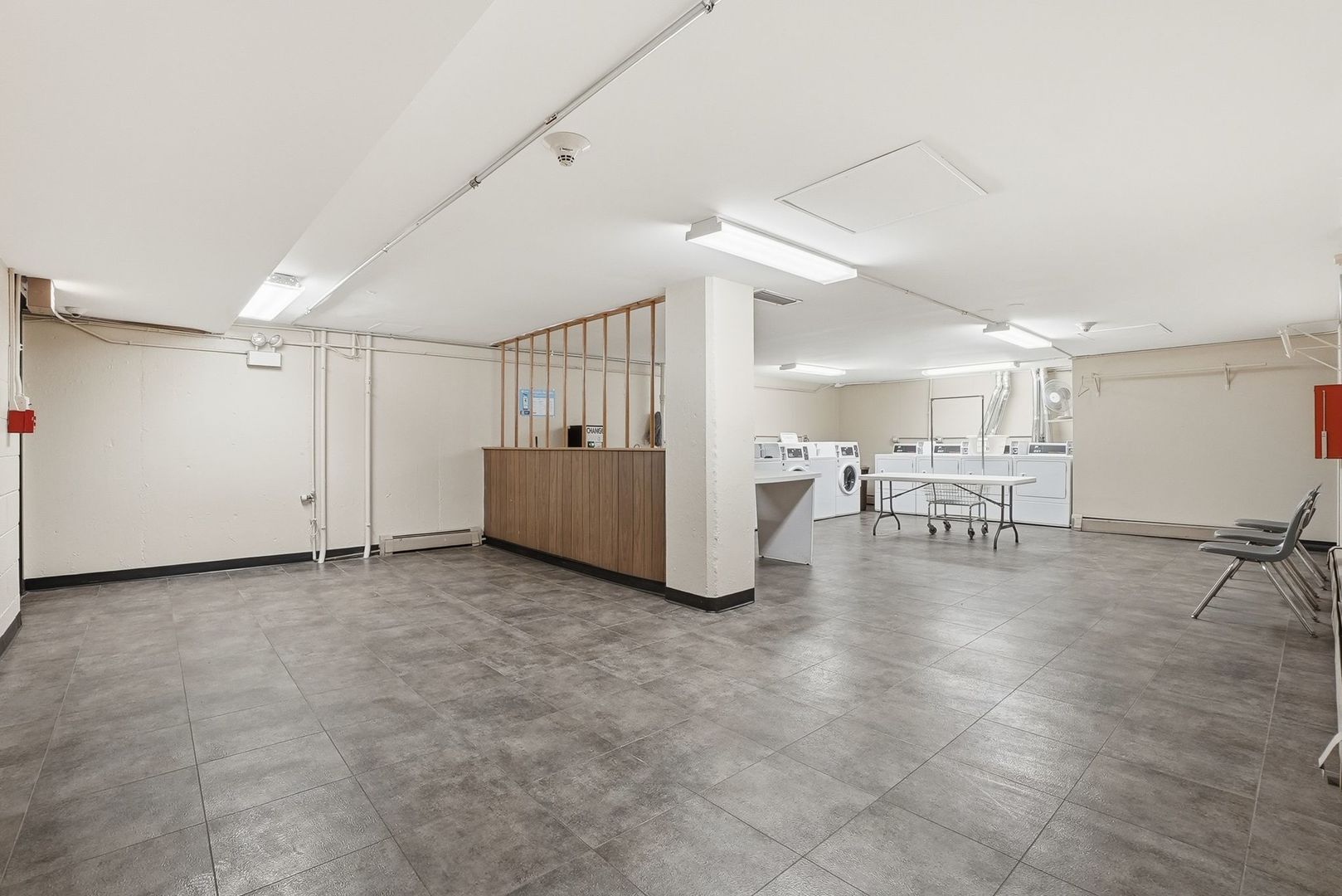 9740 S Pulaski Road #605, Oak Lawn, IL 60453