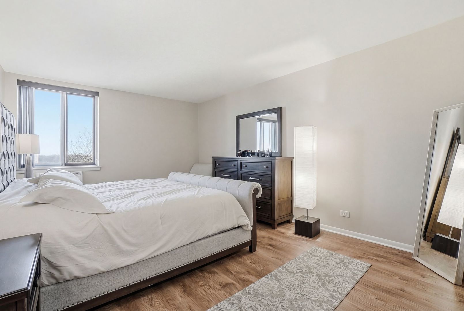 9740 S Pulaski Road #605, Oak Lawn, IL 60453