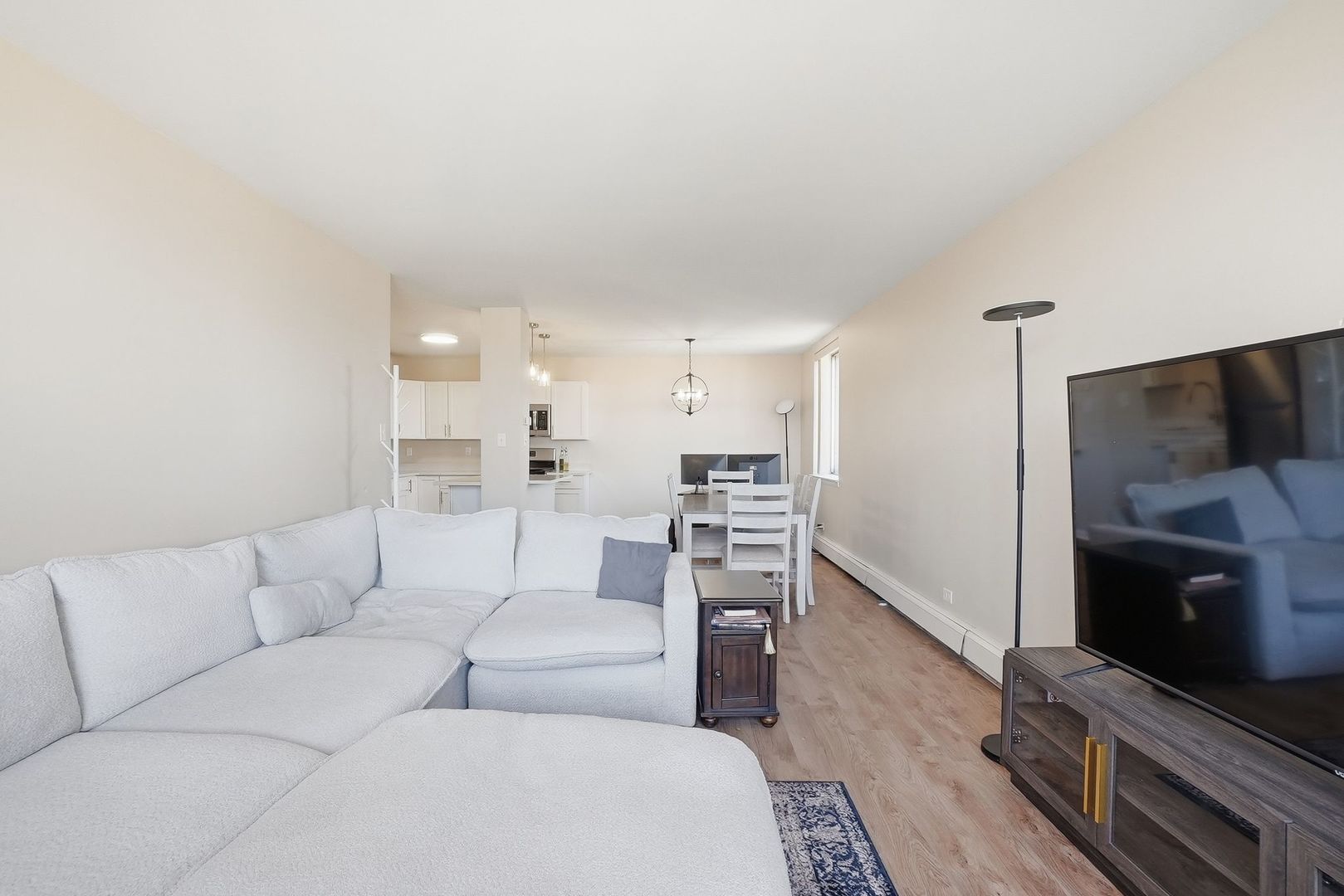 9740 S Pulaski Road #605, Oak Lawn, IL 60453