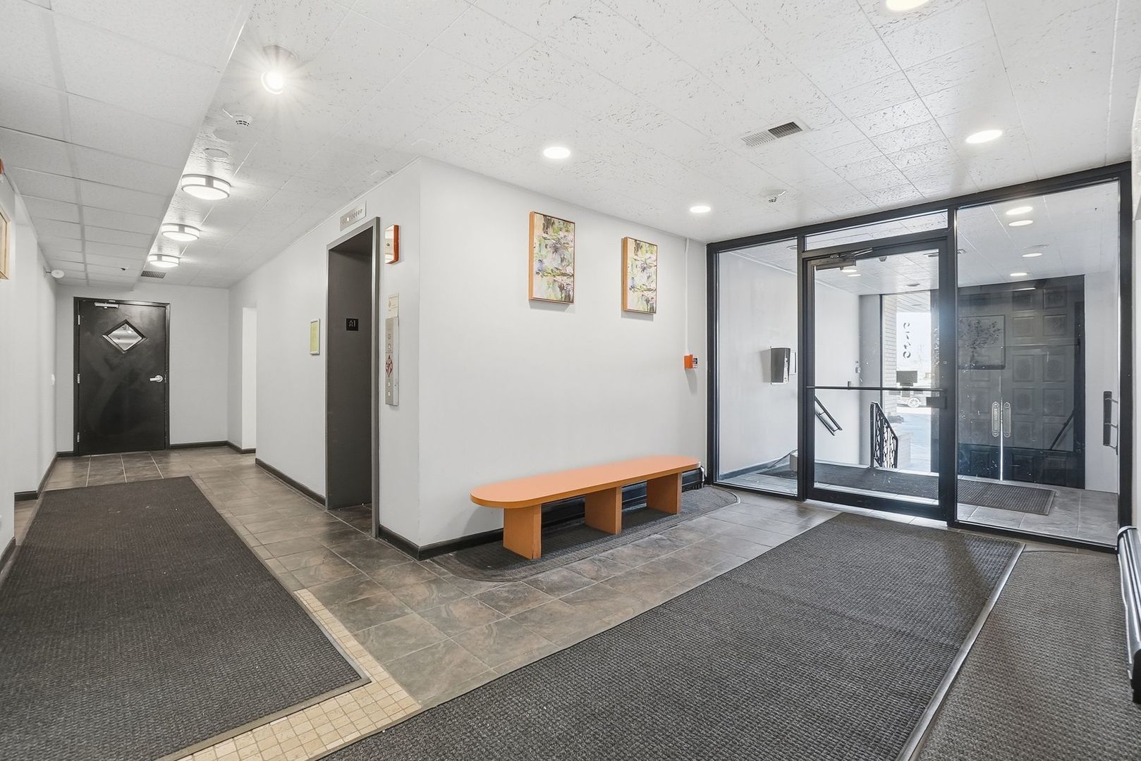 9740 S Pulaski Road #605, Oak Lawn, IL 60453